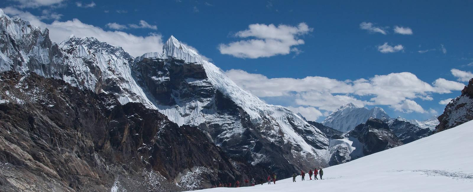 Chola Pass Trekking