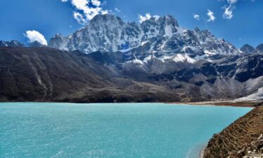 gokyo-lake