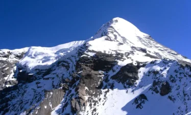 Pisang-peak-climbing
