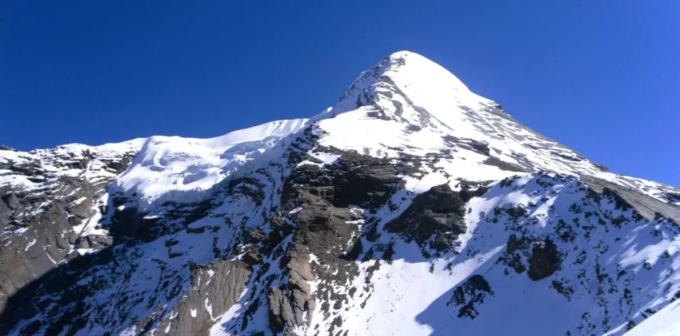 Pisang-peak-climbing
